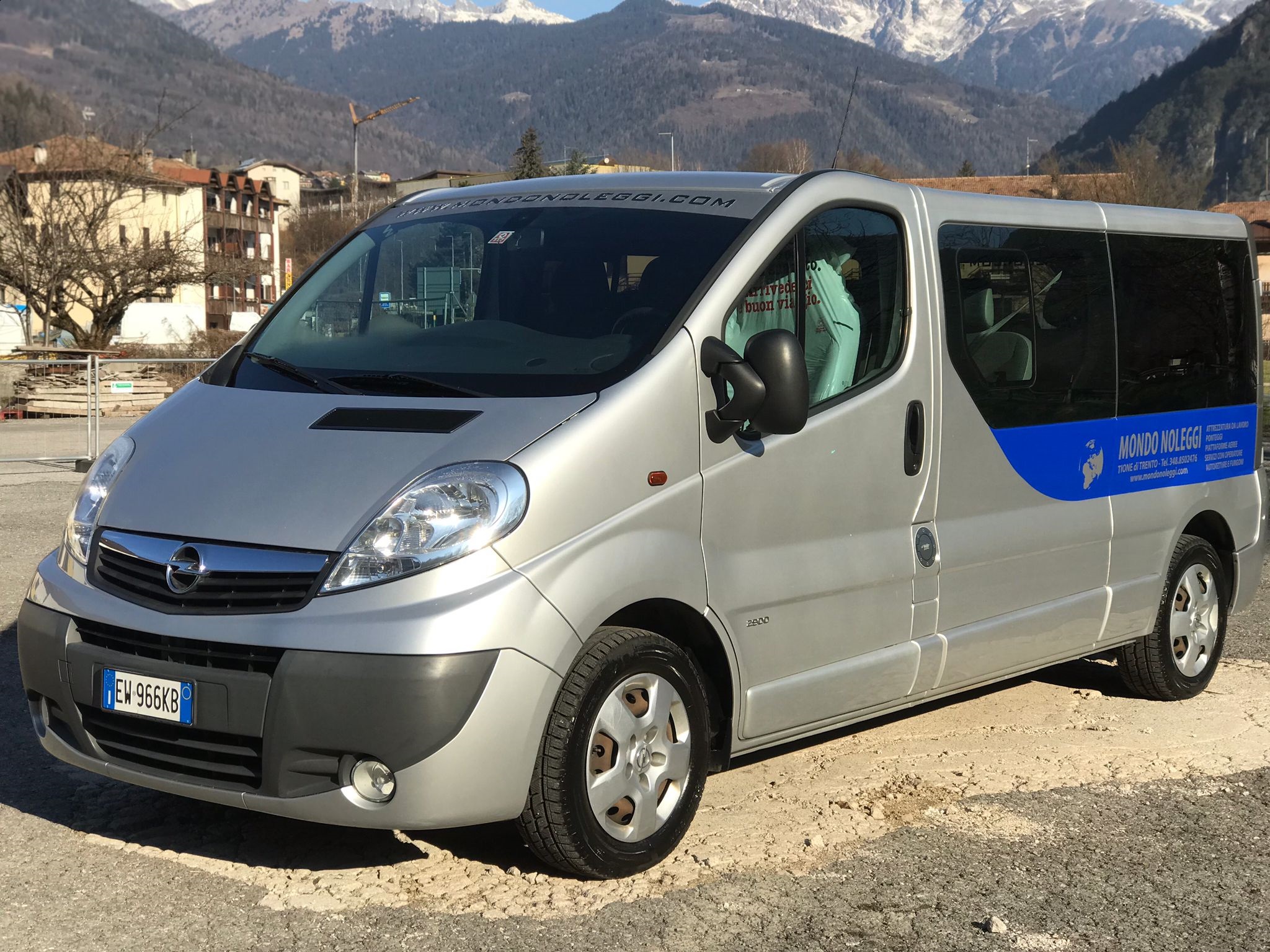 Opel Vivaro Posti Noleggio Attrezzature Edili Mondo Noleggi Tione